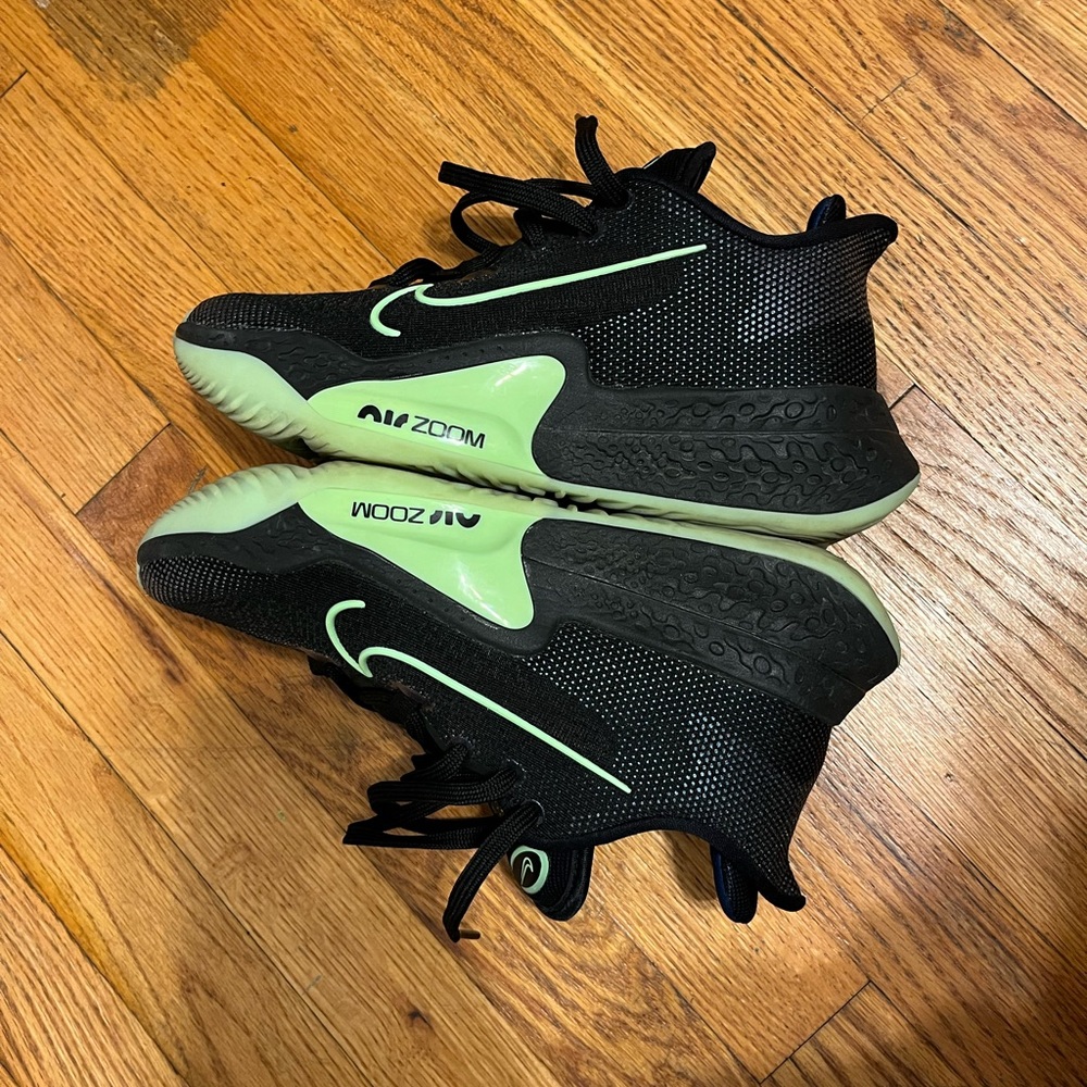 Nike basketball air zoom m5.5